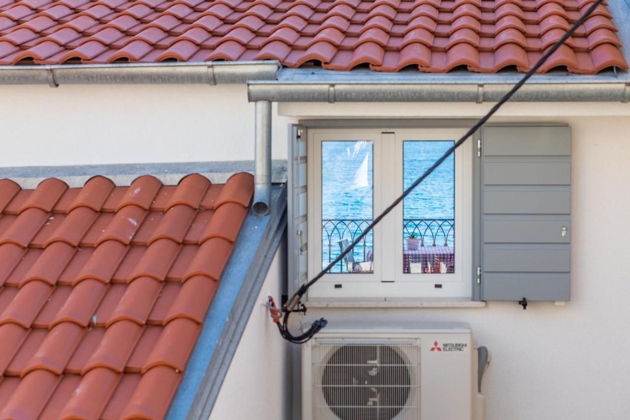 Seafront Baska Apartment エクステリア 写真